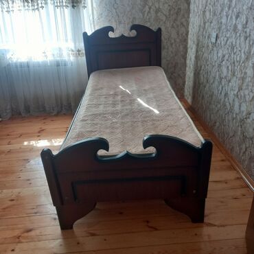 İşlənmiş, Təknəfərlik çarpayı, Bazasız, Matras ilə, Siyirməsiz