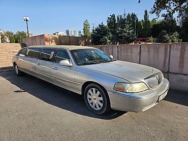 rolls royce phantom: Lincoln Town Car: 2006 г., 4.6 л, Автомат, Бензин, Лимузин — 2