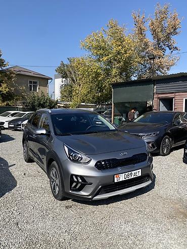 kia rio 2022: Kia Niro: 2021 г., 1.6 л, Автомат, Гибрид, Кроссовер — 2