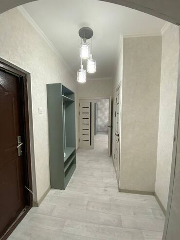 сдается квартира заря новопавловка: 2 бөлмө, 64 кв. м, 106-серия жакшыртылган, 8 кабат, Евроремонт