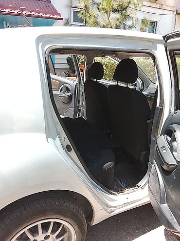 mark 3: Toyota WiLL: 2005 г., 1.5 л, Автомат, Бензин, Хэтчбэк — 5