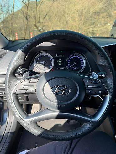 Hyundai: Hyundai Sonata: 2022 г., 2 л, Газ — 13