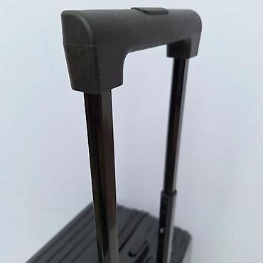 Putni koferi i torbe: Tvrdi kofer sa motivom superjunaka – kabinski format - Materijal — 10