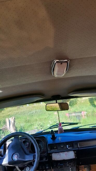 ГАЗ: ГАЗ 31029 Volga: 1994 г., 2.4 л, Механика, Бензин, Седан — 10