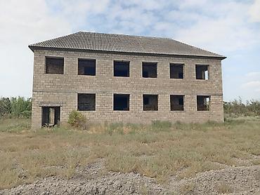 кирпичный завод балыкчы: Satışa təqdim olunur: iki mərtəbəli, böyük ölçülü daş tikili. 30 sot — 5