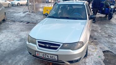 авто в рассрочку матиз: Daewoo Nexia: 2011 г., 1.5 л, Механика, Бензин, Седан