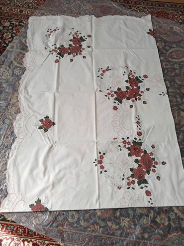 белая ткань: Комплект скатерть с салфетками х/б. Скатерть размер