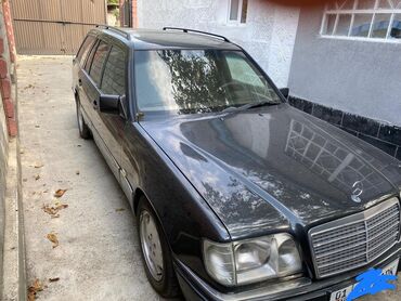 ока машина: Mercedes-Benz W124: 1995 г., 2.2 л, Автомат, Бензин, Универсал