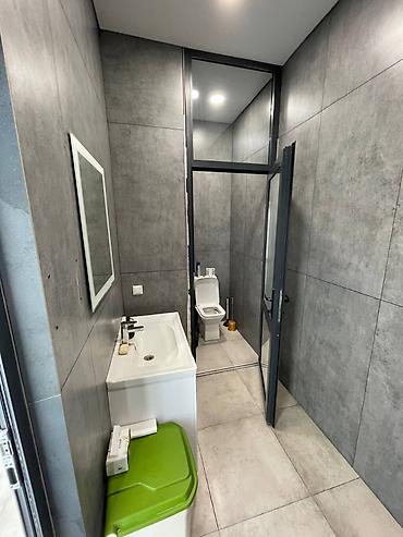 Аренда офисов: Аренда офисов, 123 м², В жилом комплексе, С видом на горы, 1 линия, С отдельной кухней — 12