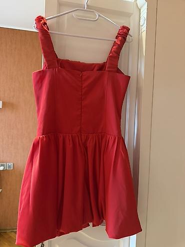 vecerni donlar: Qırmızı mini dona - Model: qısa, A-kəsim ətəkli mini don - Rəng — 3