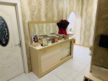 Uzunmüddətli kirayə mənzillər: - Mənzil tipli yaşayış sahəsi - Binada 2 ədəd lift (paslanmayan polad — 10