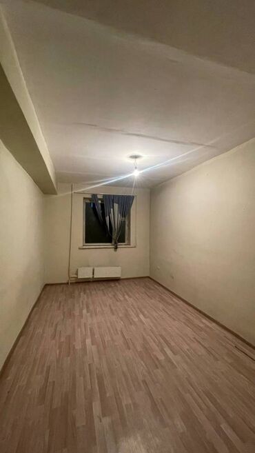 квартира 4 микрайон: 1 комната, 36 м², 104 серия, 2 этаж, Старый ремонт