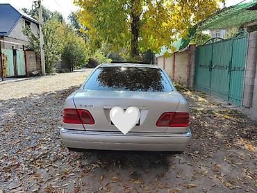 Mercedes-Benz E-Class: 1997 г., 4.2 л, Автомат, Бензин, Седан