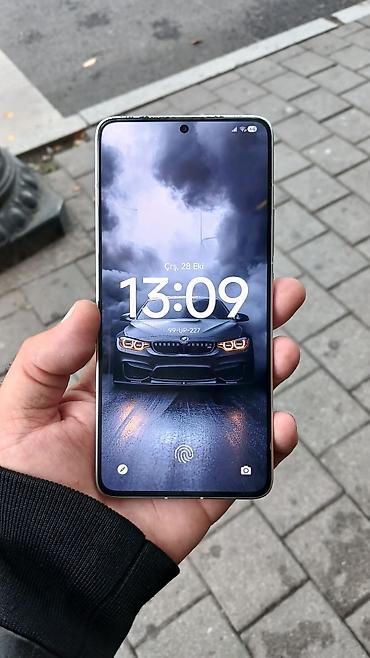 tecno pova 5 pro 5g: Poco F6 Pro, 512 GB, rəng - Ağ, Barmaq izi — 2