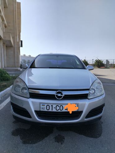 Opel Astra: 1.3 l | 2006 il 388000 km Hetçbek