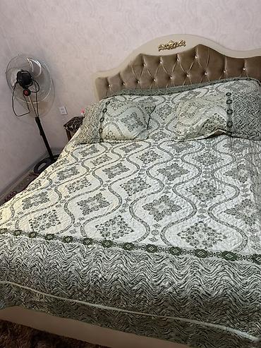sufre dekoru: Maştağadadır 

Yataq dəsti – yorğan və 2 ədəd yastıqüzü — 1