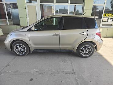 Toyota: Toyota Ist: 2003 г., 1.5 л, Автомат, Бензин, Хэтчбэк — 4