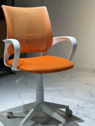 Офисные кресла: Офисное кресло, Новый, С колесиками, цвет - Розовый, В рассрочку, Бесплатная доставка — 35