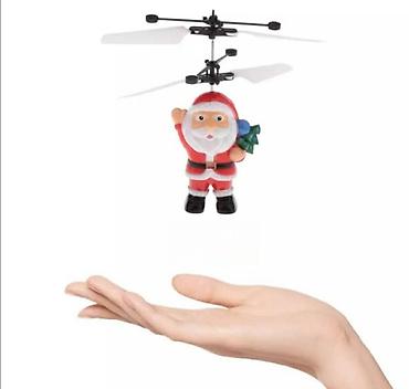 straus: Leteći Deda Mraz na senzor 🎅✨ Unesite prazničnu magiju u svoj dom! ❄️ — 1