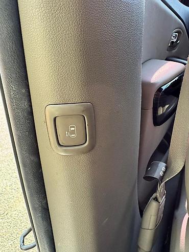 Kia: Kia Carnival: 2019 г., 2.2 л, Автомат, Дизель, Минивэн — 18