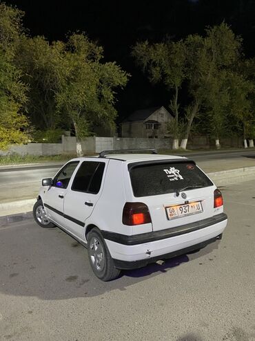 панель приборов ауди: Volkswagen Golf: 1992 г., 1.8 л, Механика, Бензин, Хетчбек