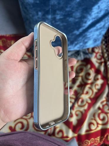 Чехлы: Чехлы для смартфона 1) Чехол «17 PRO» (бежевый, с внутренними — 4