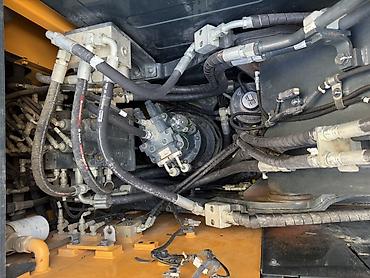 Экскаваторы: Экскаватор, Hyundai, Колесный — 9