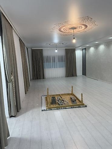 Продажа коттеджей и домов: Продаётся двухэтажный частный дом с большим закрытым двором. Основные — 11