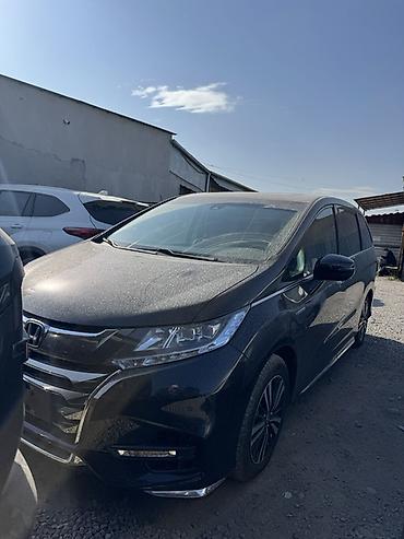 св: Honda Odyssey: 2021 г., 2 л, Вариатор, Гибрид, Минивэн — 2