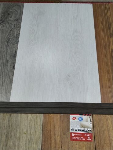 Otaq bitkiləri: Laminat, Sinif - 32, 8 mm, Zəmanətsiz, Kredit yoxdur