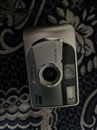 samsung 25: Samsung FiNO 25 DLX plyonka fotoaparatı - Format: 35 mm film - Linza — 2