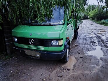 Mercedes-Benz : 1992 г., 4 л, Механика, Дизель