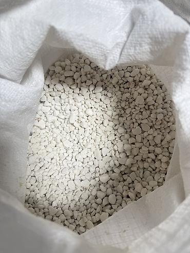 Мраморная крошка: Мраморная крошка, Белый, Ландшафтная, В тоннах — 9