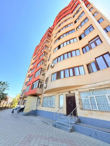 теплый дом: 3 бөлмө, 110 кв. м, Элитка, 5 кабат, Евроремонт