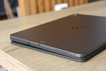 Планшеты: Планшет, Apple, память 1 ТБ, 12" - 13", Wi-Fi, Б/у, цвет - Серый — 7