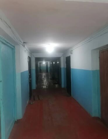 общежития сатылат: 1 бөлмө, 17 кв. м, Жатакана жана мейманкана түрүндө, 4 кабат