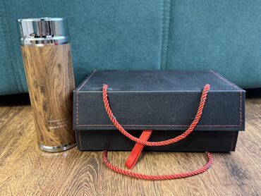 кухонные наборы: Подарочный термостакан/термос в футляре. Цена поставлена дешевле в два