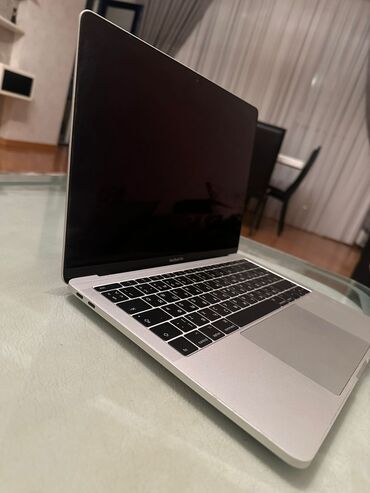 en ucuz apple macbook pro: İşlənmiş Apple MacBook, 15.4 ", Intel Core i5, 256 GB, Pulsuz çatdırılma