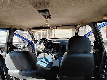 VAZ (LADA): Məhsul: Lada 2110 sedan (mavi rəng) Xüsusiyyətlər: - Kuzov: 4 qapılı — 12
