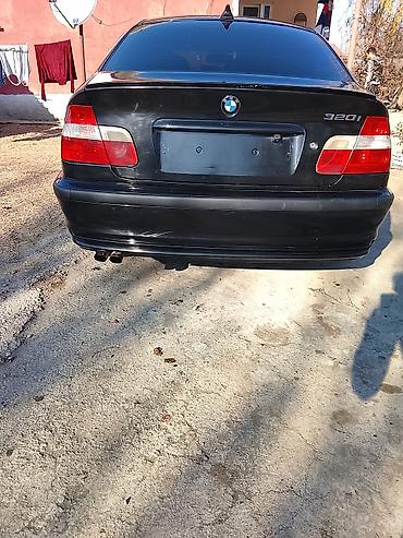 BMW: BMW 320: 2.2 l | 2004 il Sedan — 13