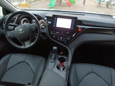 toyota fg: Toyota Camry: 2021 г., 2.5 л, Автомат, Бензин, Седан