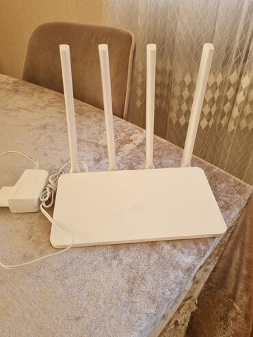 simsiz wifi modem: Vayfay az islənib əhmədlidə yerləsir