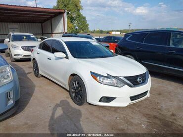 Nissan: Nissan Altima: 4 l | 2018 year Sedan