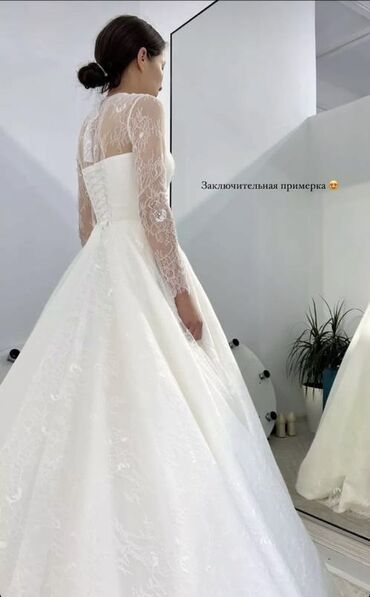 армянское национальное свадебное платье: Свадебное платье индивидуальный пошив. Размер: 40-42. Состояние