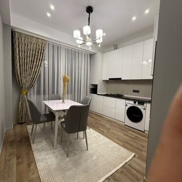 с переездом: 1 комната, 43 м², Элитка, 3 этаж, Евроремонт