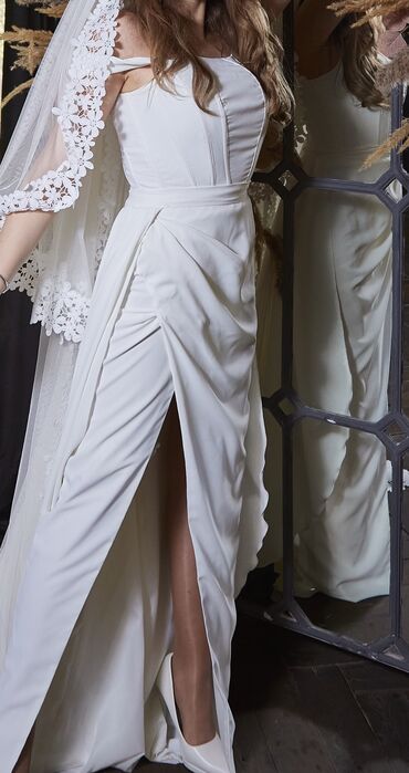 Свадебные платья: Шикарное Свадебное платье, или вечернее, сшито на заказ, одето на 2 — 5