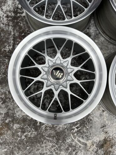 Диски: Литые Диски R 18 RAYS, Комплект, отверстий - 5, Б/у — 4