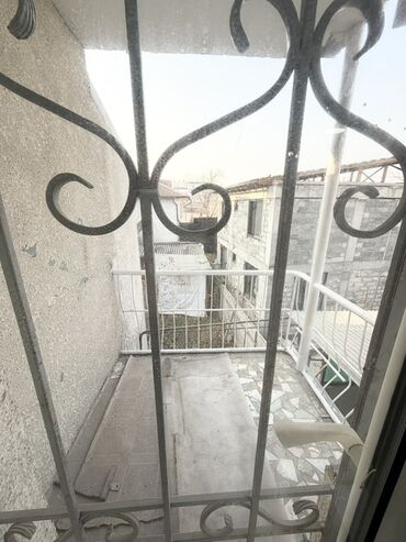 Долгосрочная аренда домов: 200 м², 7 комнат, Видеонаблюдение, Забор, огорожен, Парковка at lalafo.kg — 26 Долгосрочная аренда домов: 200 м², 7 комнат, Видеонаблюдение, Забор, огорожен, Парковка — 26