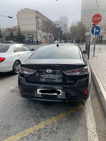 Hyundai: Hyundai Sonata sedan - Korpus rəngi: qara, xrom detallı iri ön — 19
