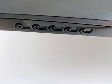 Monitori: AOC 31.5 MVA monitor AOC  (U3277PWQU)  MVA monitor 32" ili 80cm,   u — 6